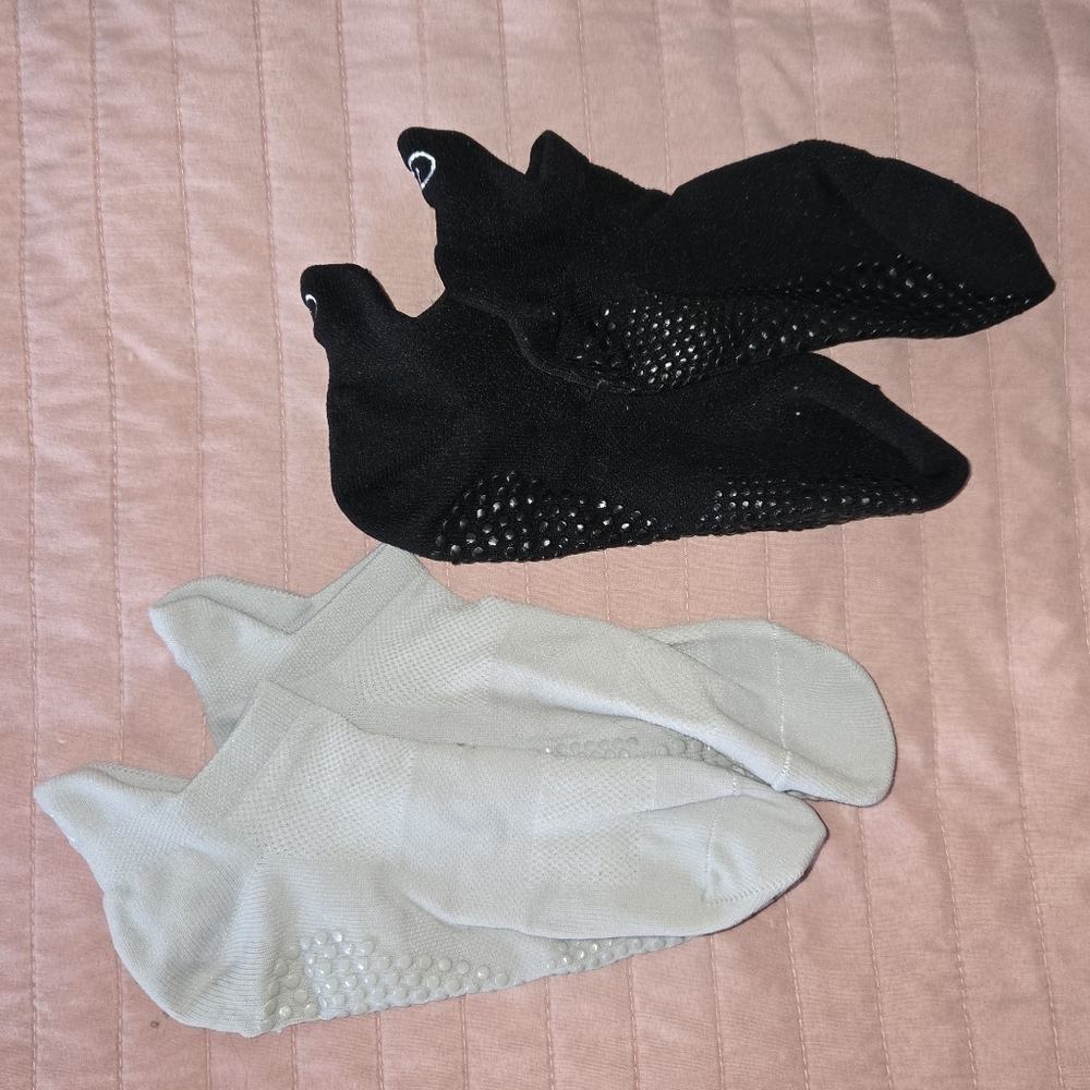 CALIA Black and Grey Grip Socks